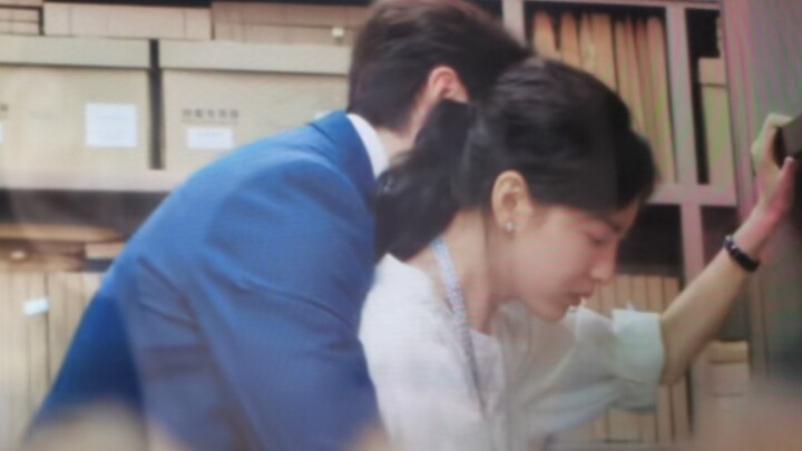 Aaaah, who understands how intense these two sneak-attack scenes are? They’ve turned the office affa