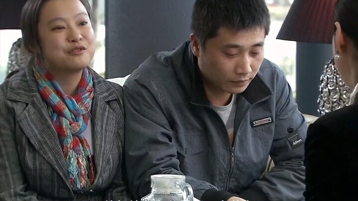 “An农民工 was looked down upon by a saleswoman when he came to buy a home, only to end up paying cash f