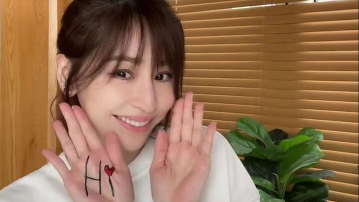 【وانغ شينلينغ】إذا عطست فجأة، فلا بد أن ذلك يعني...