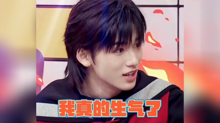 Song Yaxuan: The more I think about it, the angrier I get—my Moments friends list has fewer people t