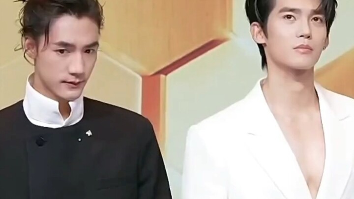 #Ci Sha Saat berlutut, bahasa Mandarin-nya langsung jadi fasih. #Yu Shi#Legenda Dewa dan Raja#Kocak