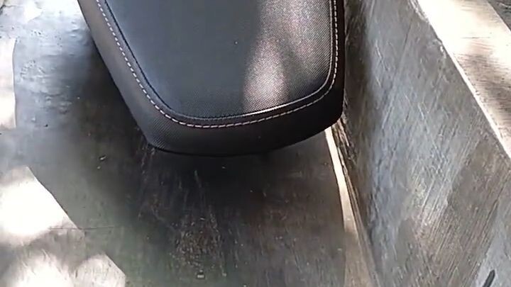 Cara membuka jok depan yamaha Xride