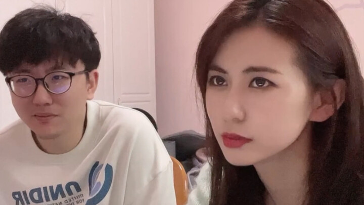 Pretending to be my boyfriend and playing games with friends!!