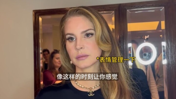 Perubahan wajah Kakak Petir Lana Del Rey berlangsung begitu cepat, hahaha