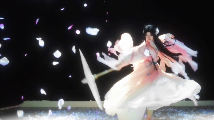 0 frames to start! The beautiful petal umbrella dance of Yu Suihua!