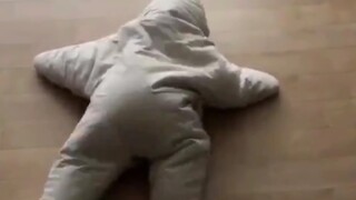 The fancy movements of human cubs