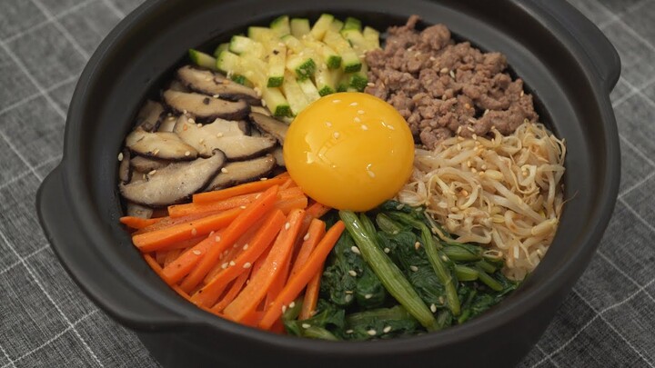 Bibimbap | Korean Spicy Mixed Rice