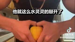 【实用教程】如何徒手掰开苹果