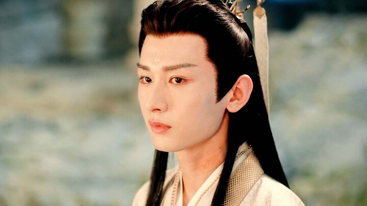 “At this moment, is the Empress holding me, or my nephew?” [All-Male Version of “The Banquet” · Endi