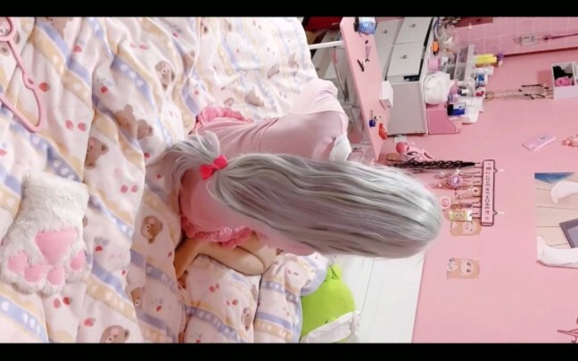 คุณเคยเห็นซากิริที่สามารถถอดถุงเท้าได้หรือไม่?