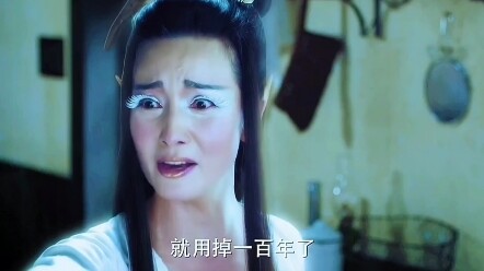 Rubah ini benar-benar sopan, datang berkunjung saja sudah tahu bawa hadiah!