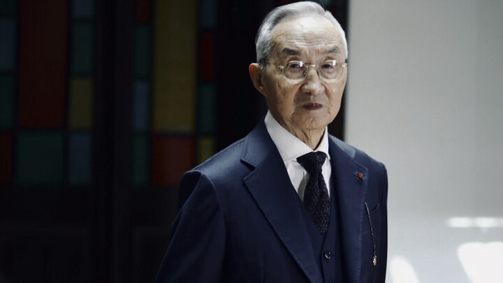 OOTD：87岁爷爷跟着“霸总”学穿搭