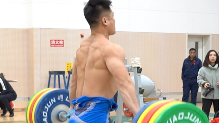 Mengunggah stok deadlift
