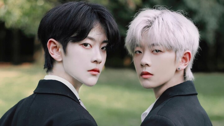 أجمل أخوات توأم في التاريخ، وكلتاهما عارضتا ترانس!!