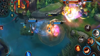 Pha combat nảy lửa giữa các chiến binh