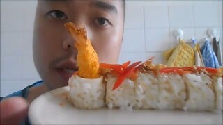 Asmr  Eating Sounds / Mukbang -  Fried Shrimp Sushi Roll