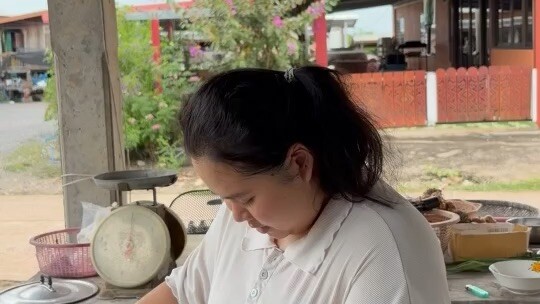 ลองทำต้มเส้นกินกันครับ