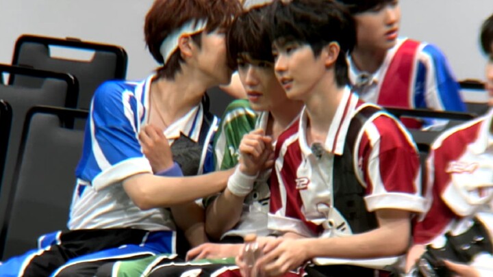 【Olimpiade Keluarga TF】Time Teens: Perasaan! Dibungkus! Rapat! Nih~(｡•̀ᴗ-)