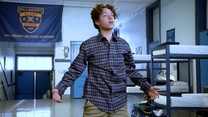 طريق كارل إلى التنوير لم يكن سهلاً أيضاً؛ حتى يلتحق بالكلية العسكرية اضطر للاعتماد على الواسطة.