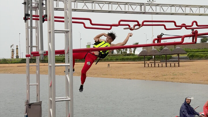 Segera tampil di Happy Go Lucky, mari panaskan dulu dengan lintasan yang sedikit lebih menantang!