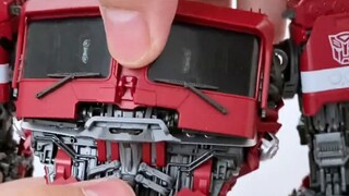 Optimus Prime: After 4 repairs, it finally collapsed