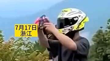 ฉันขี่รถสองคันได้ยังไงกันเนี่ย พี่น้อง