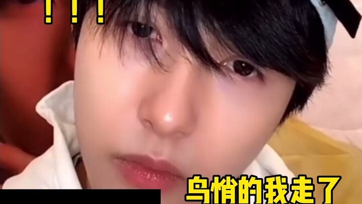 Acara autograf penggemar membuat Huang Renjun mendengarkan "solo"-nya, Huang Renjun #nctdream