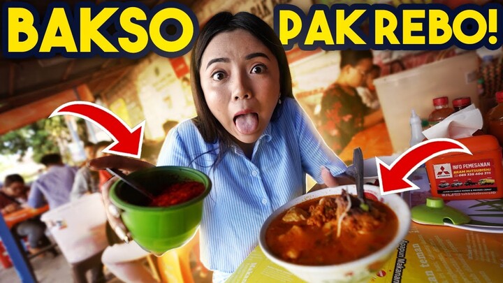 MAKAN SAMBAL PAKAI BAKSO! BAKSO PAK REBO!!