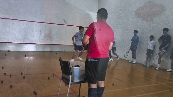 ZSG Squash Camp #zsgsquash #swing2success #coachzeeshangul