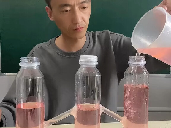 The principle of communicating vessels is liquid pressure