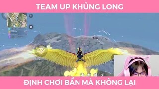 Team up khủng long