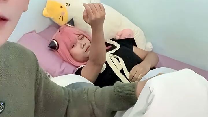 COSPLAY anime sambil tidur