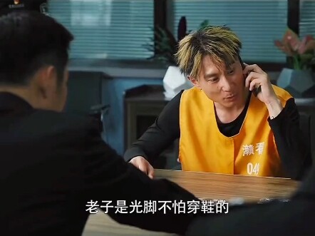 A hopeless student with amazing verbal skills flipped the script and totally stunned the police!
