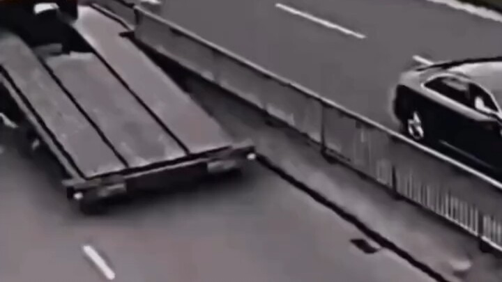 Di Florida, tak ada tempat bagi orang yang nganggur—di sana kamu boleh saja tidak hidup, tapi kamu t