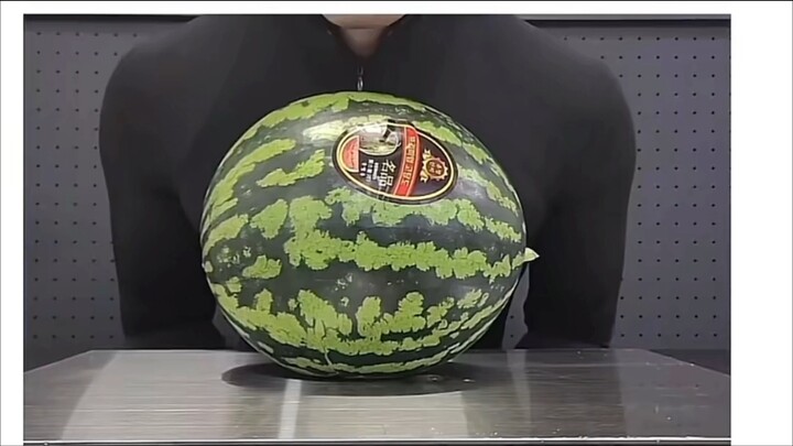 "เครื่องไฮดรอลิกมนุษย์"