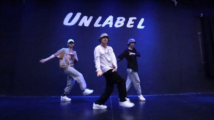 【UNLABEL Dance Studio】EMUA ออกแบบท่าเต้น "Water" โดย Zhang Yixing