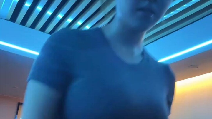 主播250908