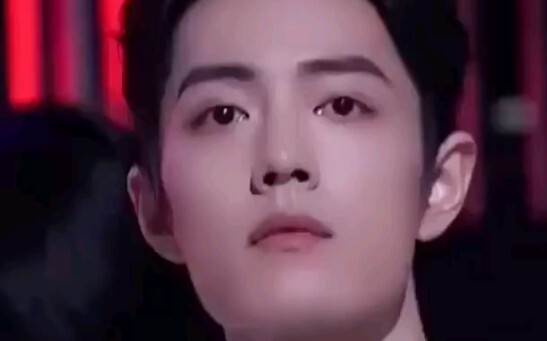 【شياو تشان】 أخيرًا فهمت أي صورة يصفها تعبير "حركة العينين المتلألئة"