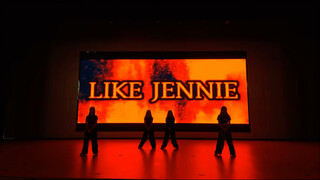 Sau khi dạy xong lớp học mở, cùng học sinh nhấn like, giáo viên tiếng Anh của JENNIE thế nào nhỉ