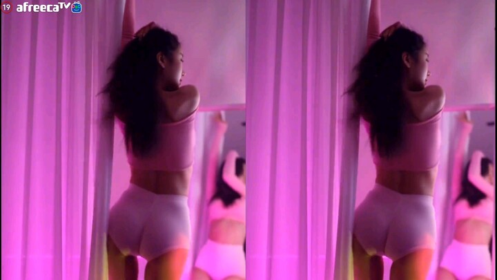 Tahan nggak? Aku nggak tahan! Tari Xu Ya