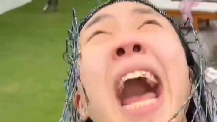 Earth Game Hall now includes costume changes in their challenges, and the variety keeps increasing!