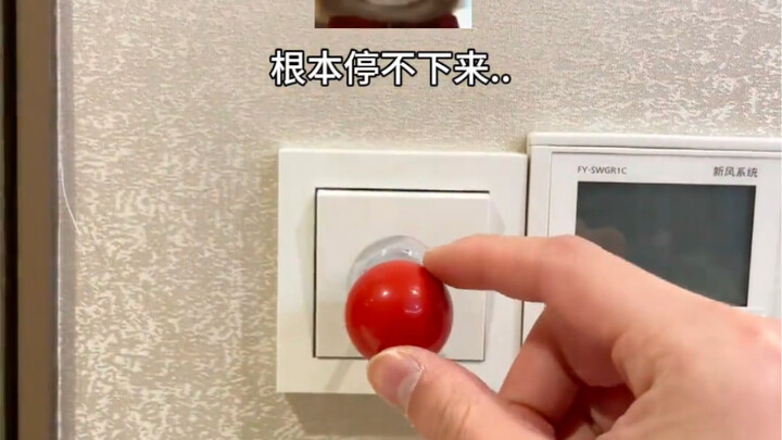 Sejak beli joystick remote ini, rasanya dunia sepenuhnya ada di bawah kendaliku hahaha