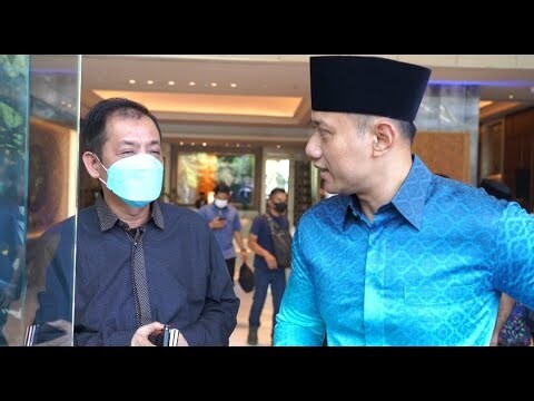 Penyambutan Ketua Umum Partai Demokrat - Agus Harimurti Yudhoyono dengan ketua Dpc PD Banyuwangi