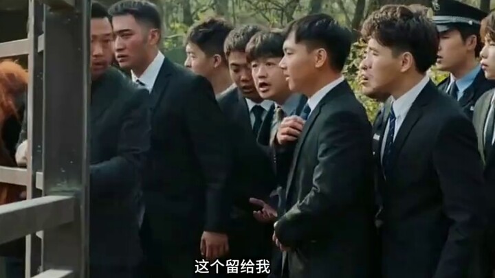 มีอะไรอยู่ในสวนสัตว์ กล้าแกล้งต่อหน้าฉันเหรอ