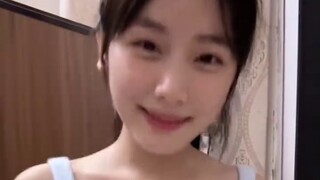 "Lần này tôi muốn đứng về phía cô gái đeo kính"