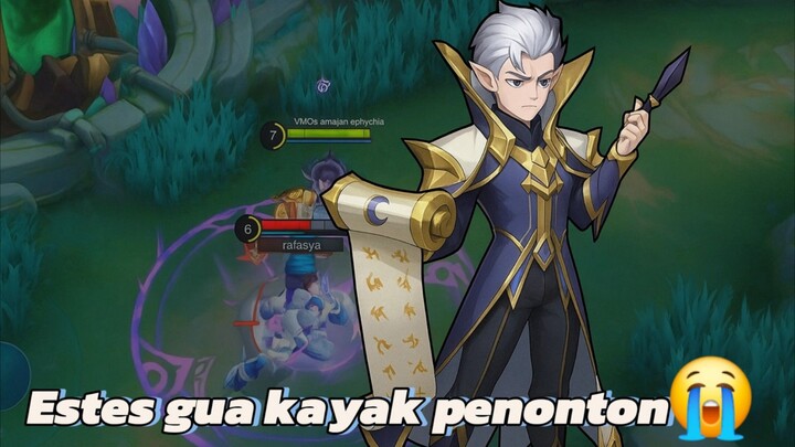 Estes udah berasa jadi penonton😭😭