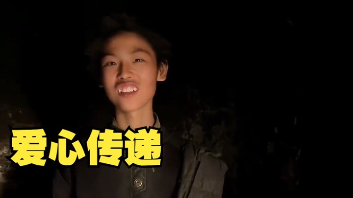 Spreading warmth—Yangyang is always on the road.