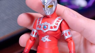 How come this Ultraman has a toy earlier than Eddie? [It's not a toy]