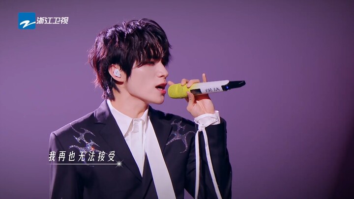 WayV’s Xiao Jun × Huang Zihongfan perform a fiery duet of “MAMA” (original by EXO) — Stage from July