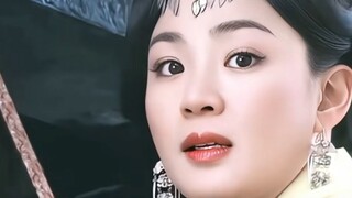 Mereka hampir bersama.